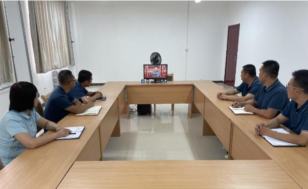 泓源公司集中收看慶祝中國共產(chǎn)黨成立100周年大會實(shí)況(圖3) 泓源公司集中收看慶祝中國共產(chǎn)黨成立100周年大會實(shí)況(圖3)