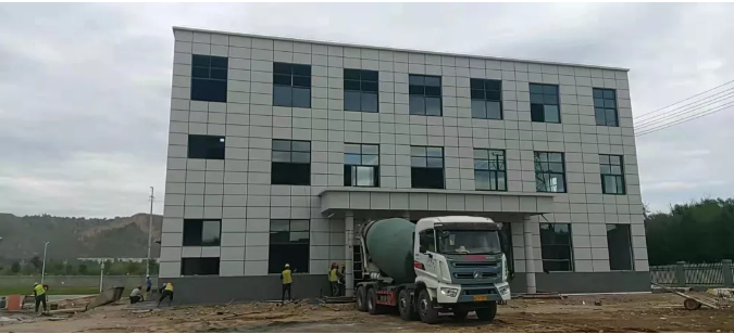 “國(guó)慶假日我在崗”——泓源公司國(guó)慶假日趕工期保民生(圖4) “國(guó)慶假日我在崗”——泓源公司國(guó)慶假日趕工期保民生(圖4)