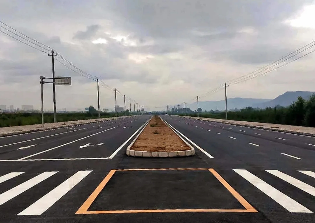 重整行裝再出發(fā)——市產(chǎn)投集團(tuán)召開改革重組動(dòng)員會(huì)議(圖6) 重整行裝再出發(fā)——市產(chǎn)投集團(tuán)召開改革重組動(dòng)員會(huì)議(圖6)