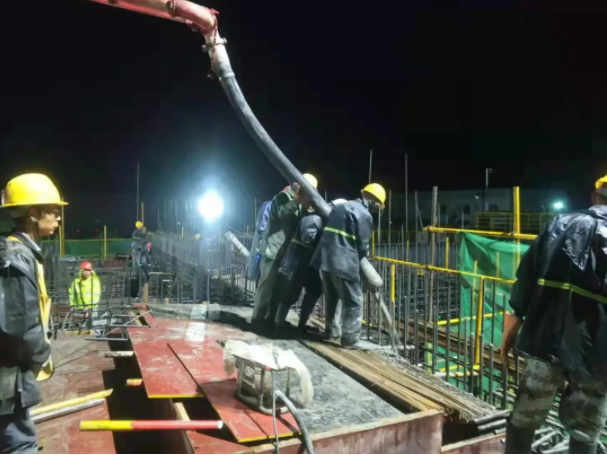 腳踏實(shí)地抓項(xiàng)目 擔(dān)當(dāng)奉獻(xiàn)保民生 ——市產(chǎn)投集團(tuán)“學(xué)黨史、辦實(shí)事、保民生” 穩(wěn)步推進(jìn)重大項(xiàng)目建設(shè)(圖2)