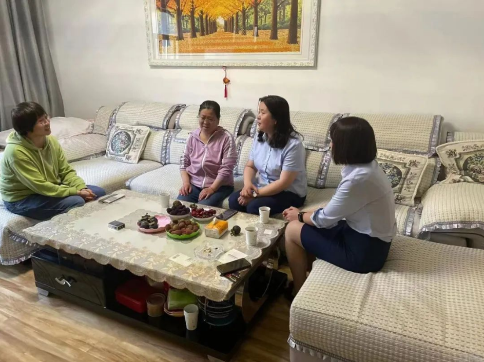 市產(chǎn)投集團開展女職工未成年子女關(guān)愛活動(圖3) 市產(chǎn)投集團開展女職工未成年子女關(guān)愛活動(圖3)