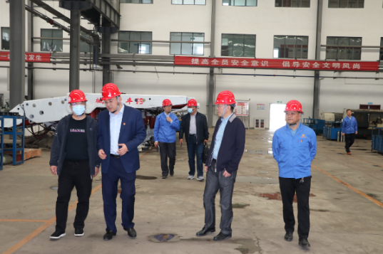 市產(chǎn)投集團裝備制造企業(yè)上半年產(chǎn)銷兩旺(圖8) 市產(chǎn)投集團裝備制造企業(yè)上半年產(chǎn)銷兩旺(圖8)