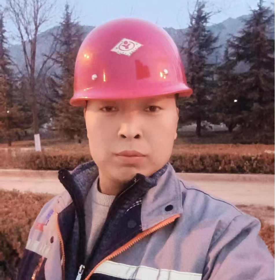 中共平?jīng)鍪谢A(chǔ)產(chǎn)業(yè)投資集團有限公司委員會關(guān)于對2024年度“產(chǎn)投榜樣”進行公示的公告(圖4) 中共平?jīng)鍪谢A(chǔ)產(chǎn)業(yè)投資集團有限公司委員會關(guān)于對2024年度“產(chǎn)投榜樣”進行公示的公告(圖4)