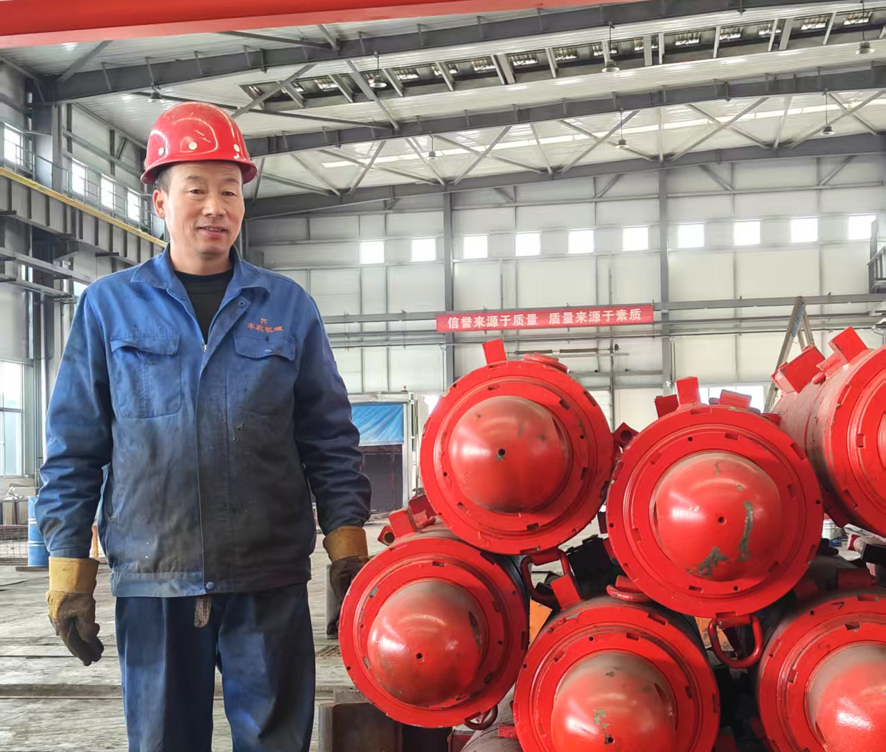 學(xué)習(xí)先進(jìn) 致敬榜樣——5人獲評(píng)集團(tuán)公司2024年度“產(chǎn)投榜樣”(圖1) 學(xué)習(xí)先進(jìn) 致敬榜樣——5人獲評(píng)集團(tuán)公司2024年度“產(chǎn)投榜樣”(圖1)